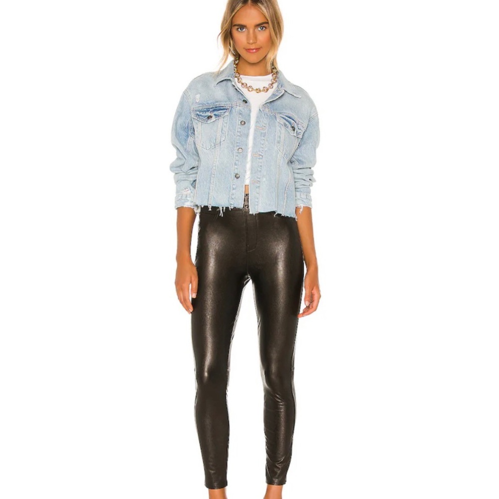 NWT! Spanx Fuax Leather like legging.  Nior. Size Medium Tall